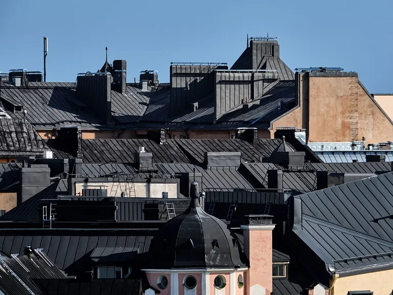 munkkisaaren peltityö peltikaton maalaus